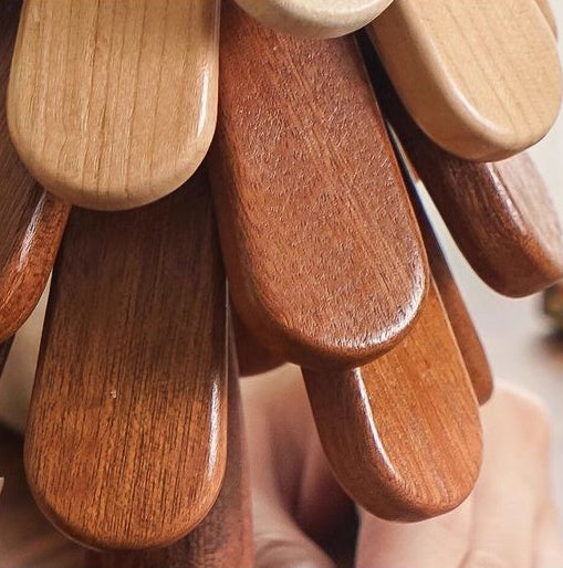 北欧風 韓国風 雑貨 鍋敷き 木製 ツリー型 ミニツリー 北欧 鍋 なべしき 耐熱 木製 コースター キッチン雑貨 ポットマット 食器 敷物 茶托 天然木 カフェ アウトドア 置物 オブジェ おしゃれ 飾り キャンプ キッチン雑貨