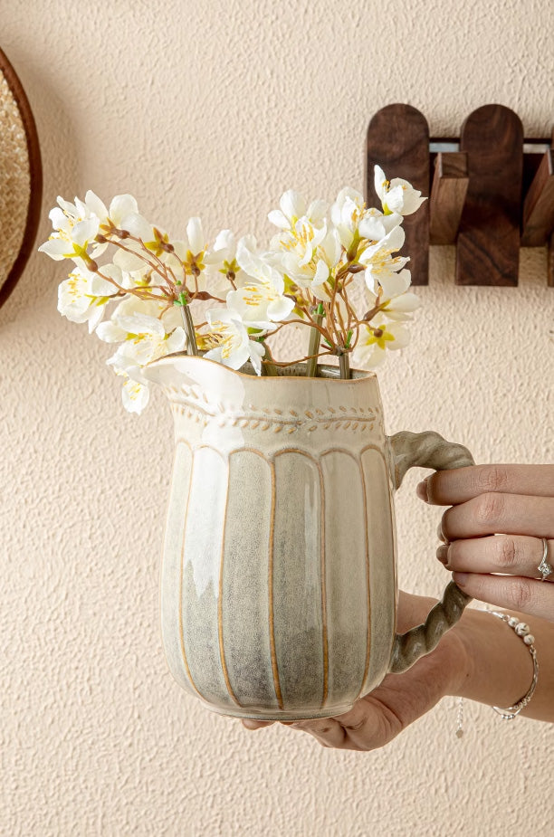 　フレンチ　北欧風　ねじり手の花瓶